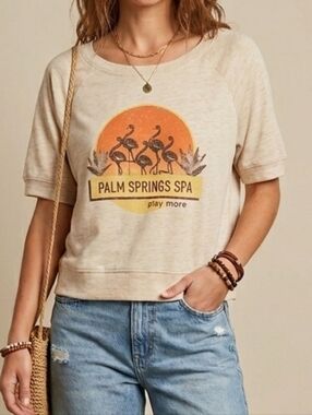 Palm Springs Spa Graphic Crop Tee Modern Retro Flamingo Shirt  Medium